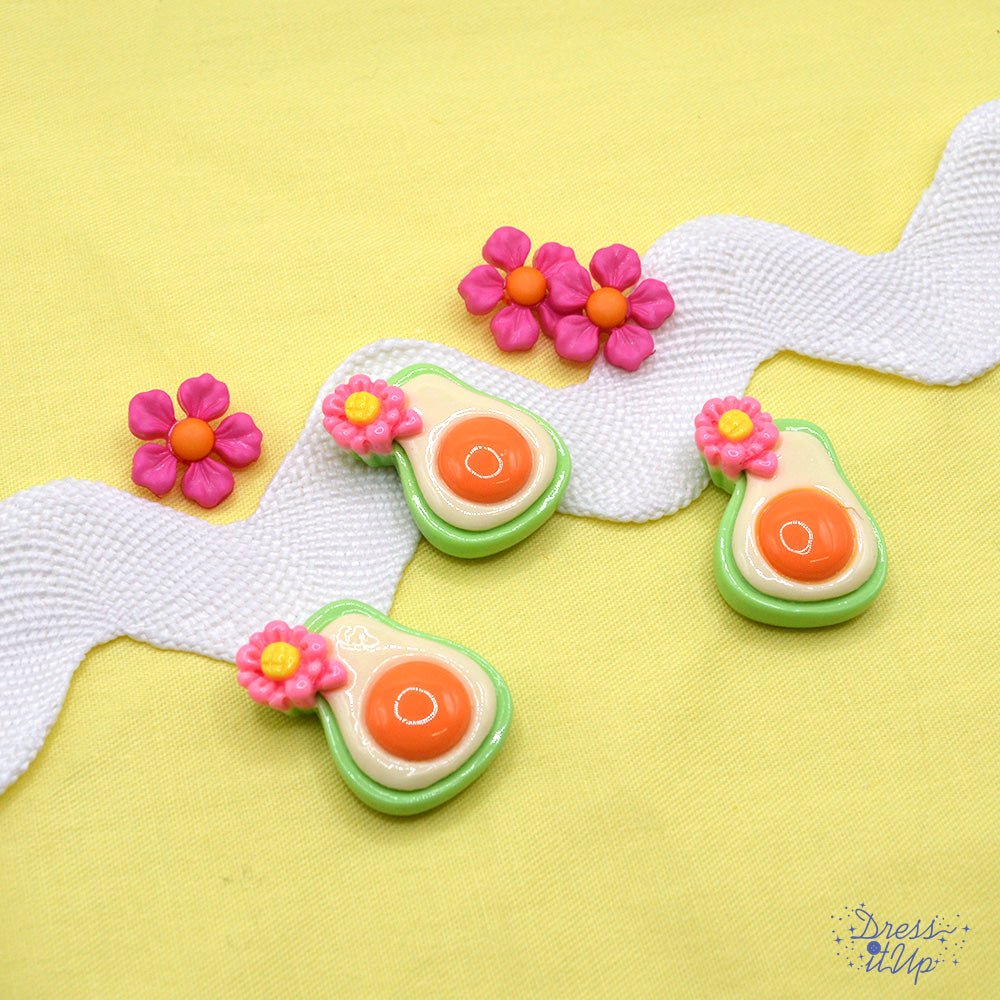 6 shank and flat-back button embellishments pack with 3 avocados and 3 pink flowers