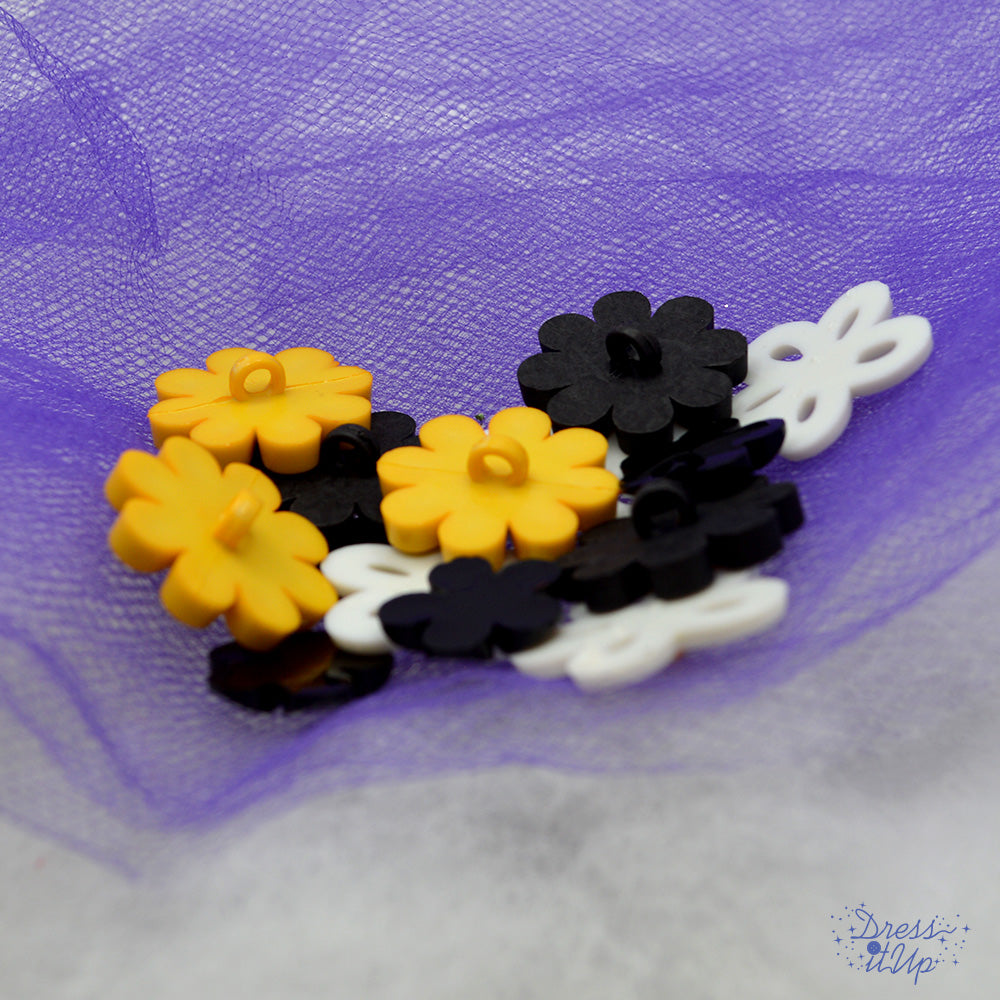 Boo-tiful Flowers Yellow Black Orange Flower Buttons