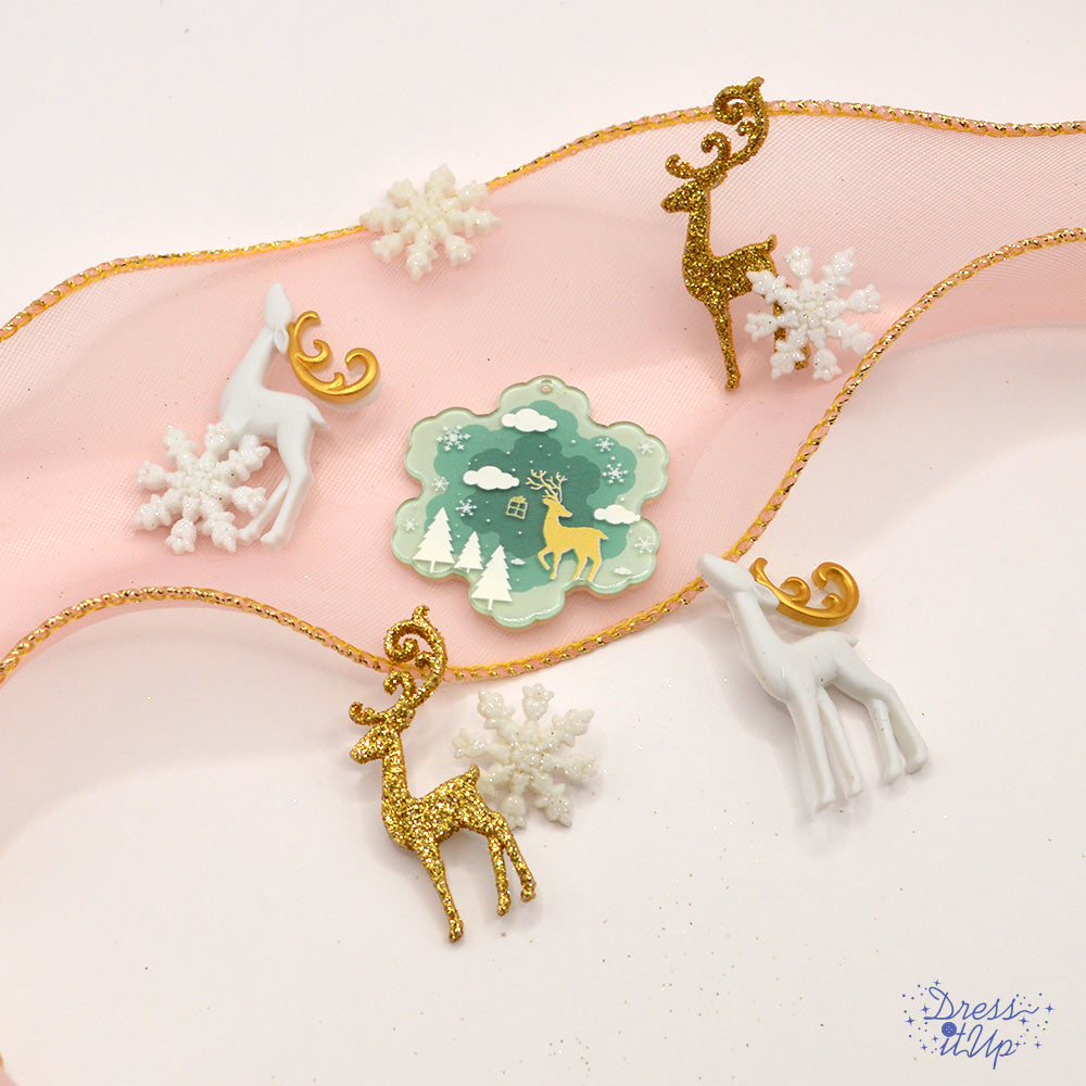 Dashing Through The Snow Animal Deer Snowflake Winter Themed